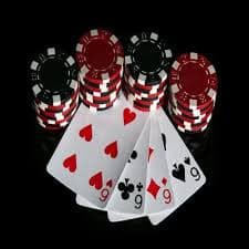 Người chơi Việt Nam trải nghiệm live casino baccarat qua điện thoại di động